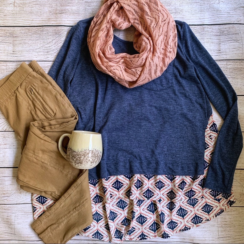 Cotton long sleeve with flowy patterned hem & back